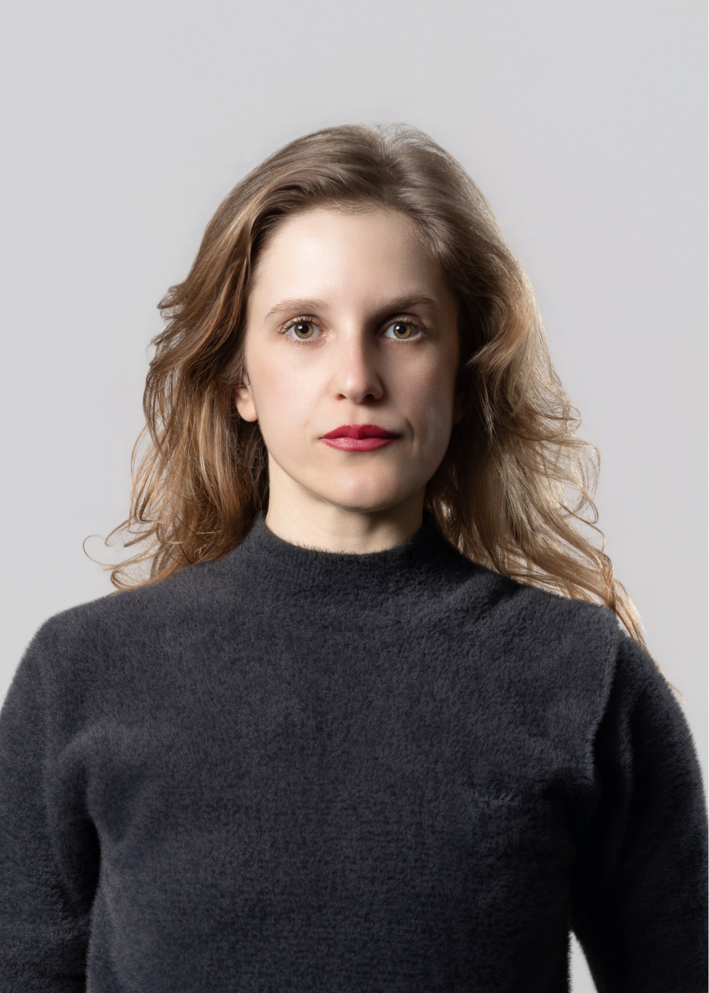 özlem dede