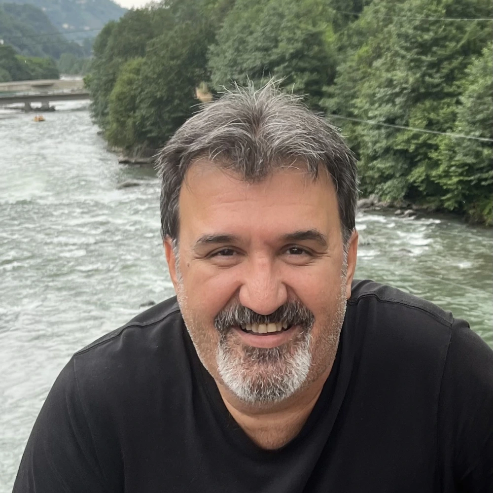 Erim Serap