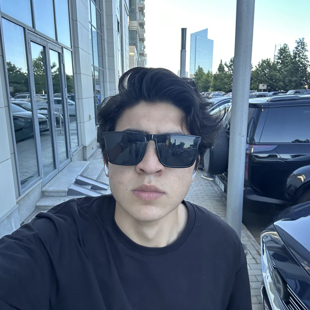 Movlan Omar