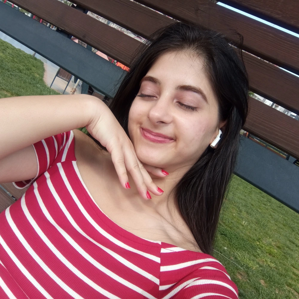 Büşra Öztop