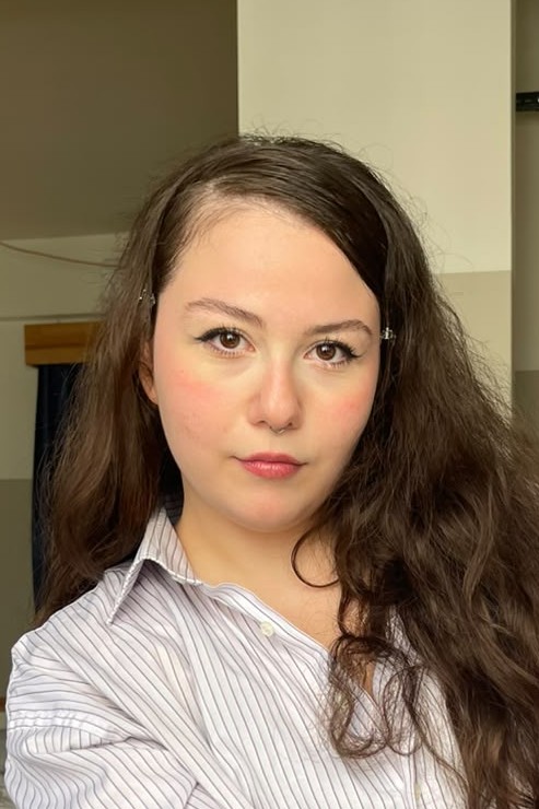 İzel Hekimoğlu